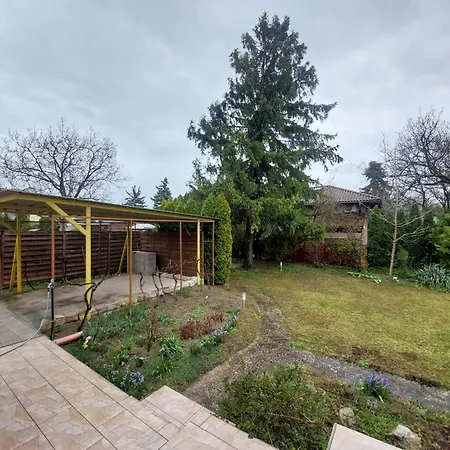 בית נופש Balaton Breeze Retreat באלאטונפורד