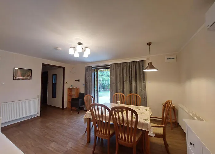 Balaton Breeze Retreat * באלאטונפורד