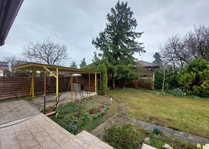 בית נופש Balaton Breeze Retreat באלאטונפורד